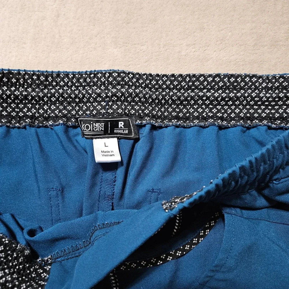 Koi Next Gen Womens Scrub Set Large Teal Blue V-Neck Top Jogger Pants Regular